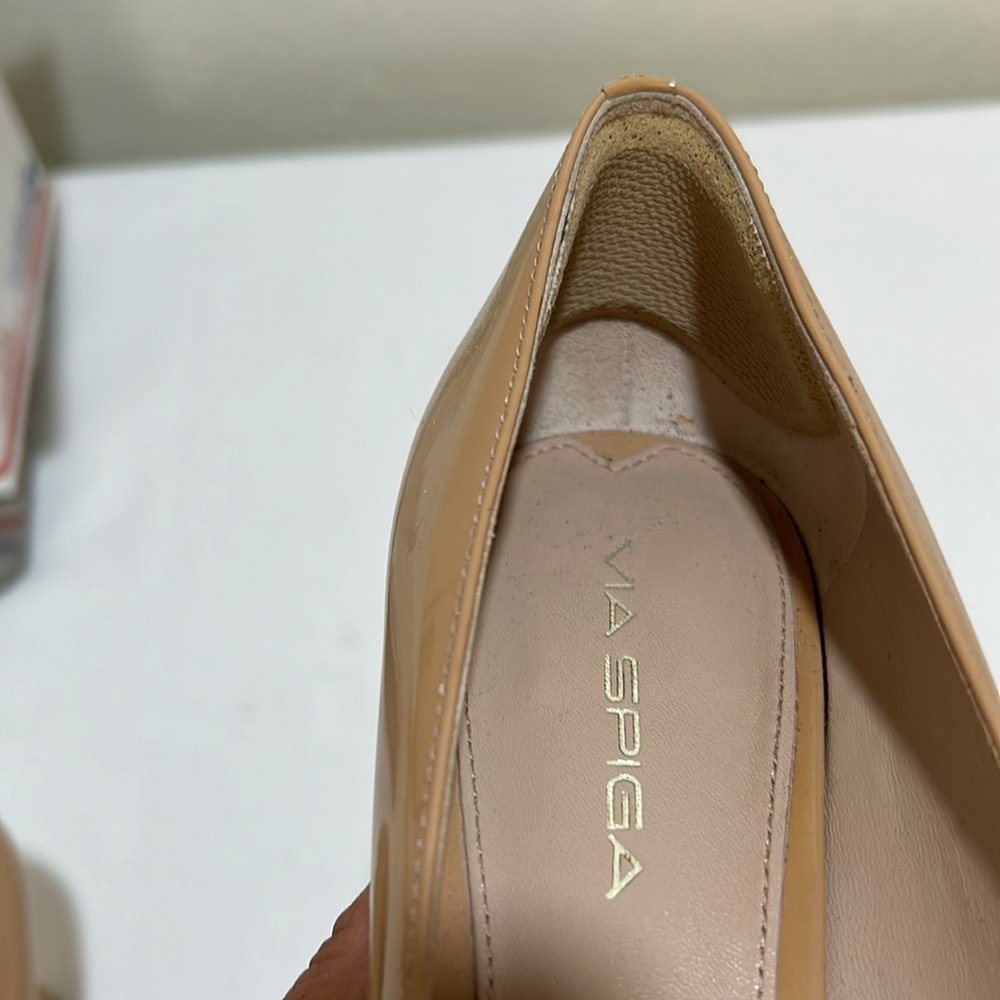 VIA SPIGA WOMEN 3.5”HEEL NUDE PATENT LEATHER SIZE 8.5 - Picture 11 of 12